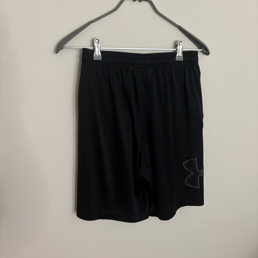 Under Armour Men's Small Black Athletic Gym Basketball Shorts casual workout